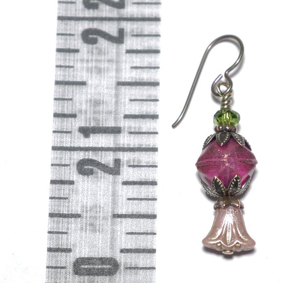 Hand Crafted Handmade Earrings Pink Czech Glass Tulip Beaded Flower Earr… - Picture 4 of 5